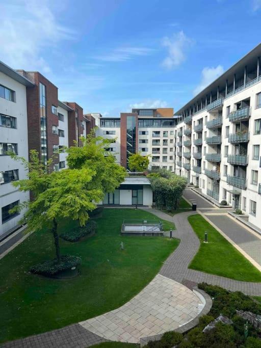 Stylish Flat With River View Apartment Dublin Exterior photo
